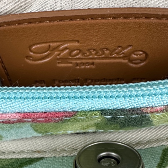 Fossil Floral Canvas Shoulder Bag Bamboo Handle Green Pink Tropical Purse - Picture 2 of 10